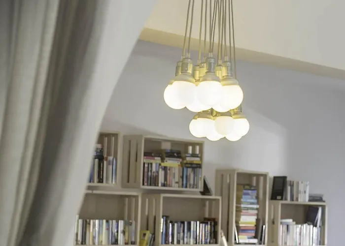 28 Ξενοδοχείο Καμάρι