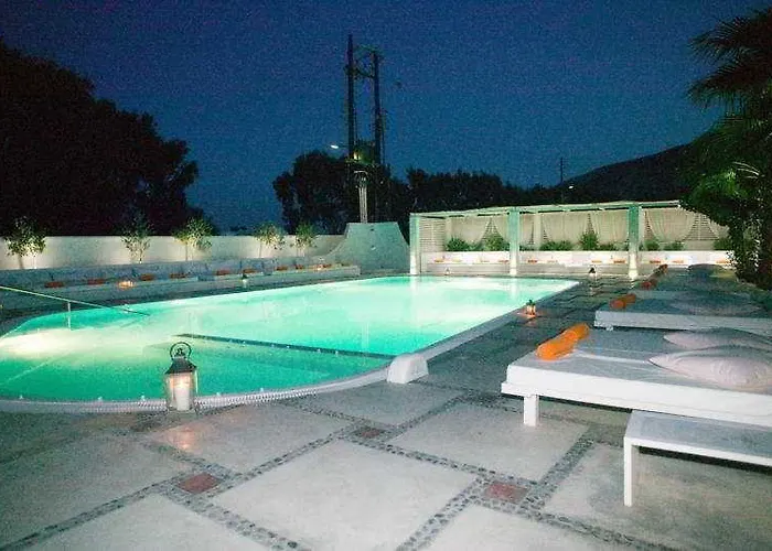 28 Ξενοδοχείο 3*