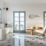 28 Hotel 3*
